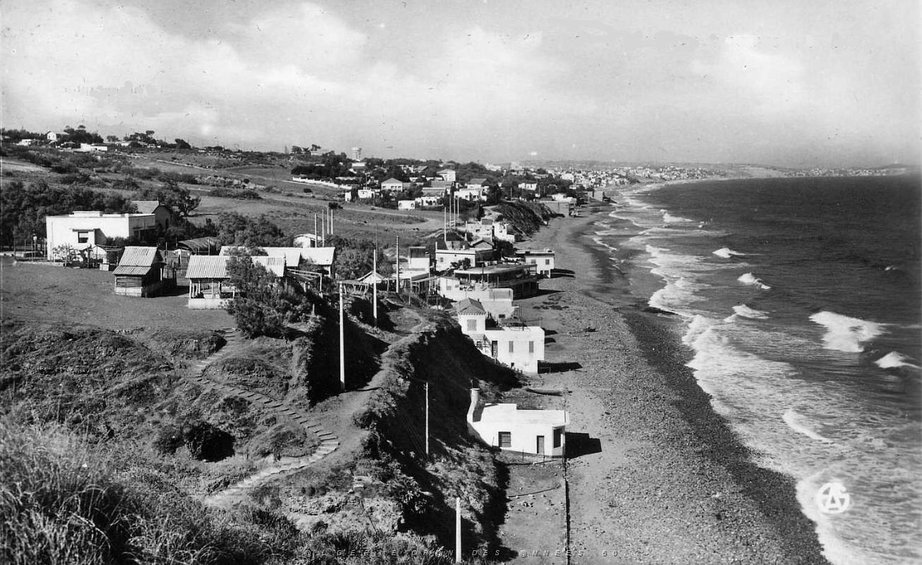 Trouville 500- Plage COLLECTION DES AMIS DE ND DE SANTA CRUZ.jpg